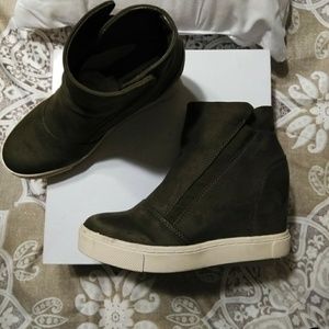 Steve madden wedge sneaker